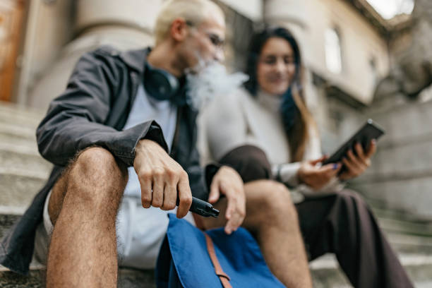 Disposable vape device form factor comparison for smoke shop inventory